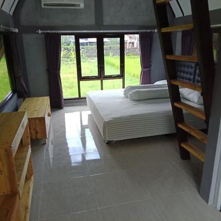 Joglopari Guesthouse Room 2 Bukan Untuk Pasangan Non Pasutri Cepit Bagian luar foto