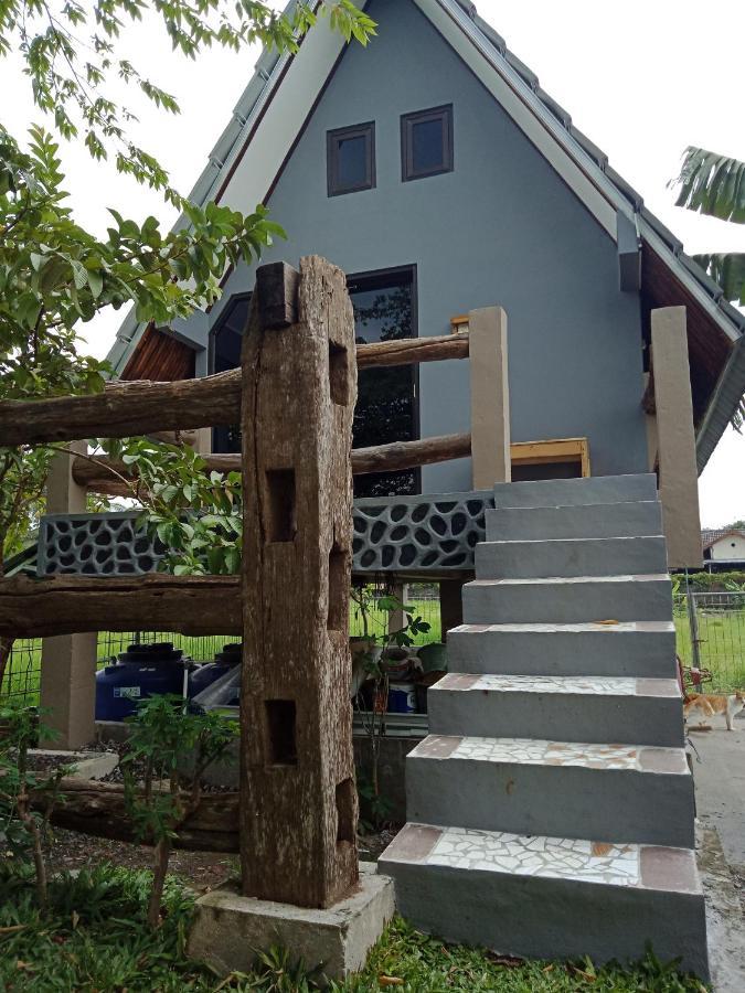 Joglopari Guesthouse Room 2 Bukan Untuk Pasangan Non Pasutri Cepit Bagian luar foto